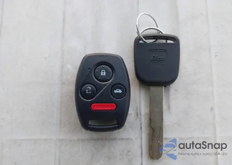 2003 Honda Accord 3.0 Ex z USA, uszkodzony, nr VIN 1HGCM66883A033345